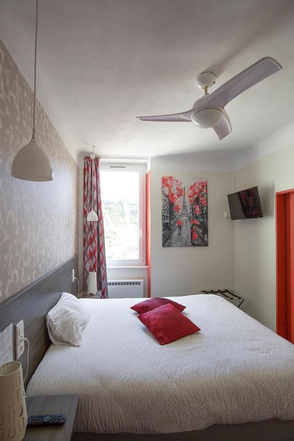 Logis & Restaurant Le Carnot 2*