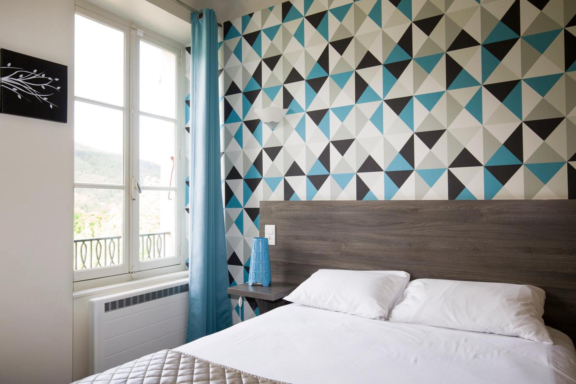 Logis & Restaurant Le Carnot Hotel